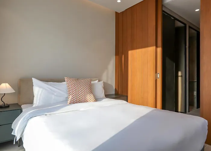 Aparthotel Asty 242 Serviced 4*