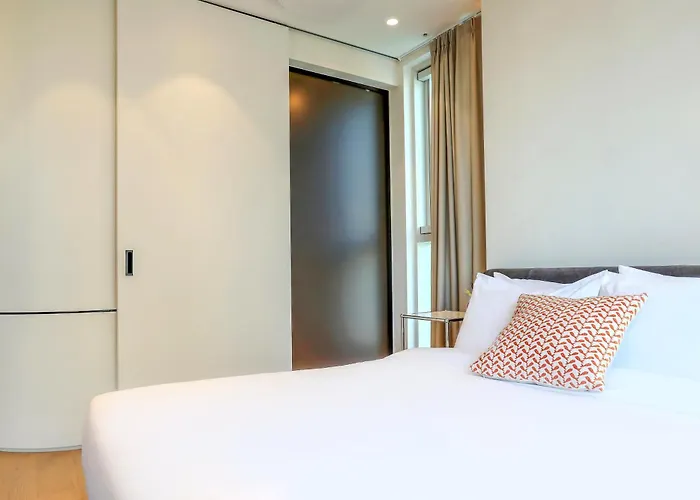 Asty 242 Serviced Aparthotel